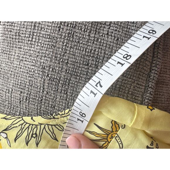 ModCloth Genuine Self Sleeveless Blouse Yellow Astrology Zodiac Women Sz XS NWT - Picture 7 of 8